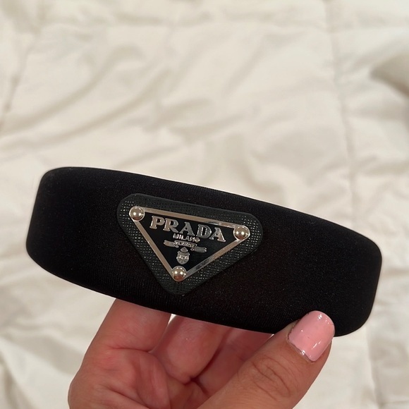 Not authentic - Picture 2 of 2